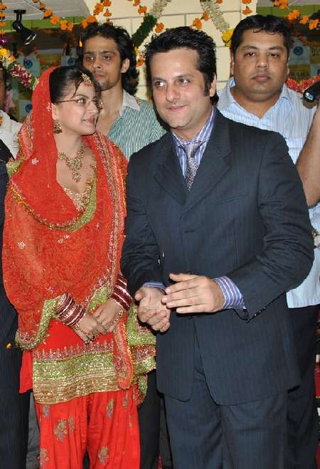 Ishitha Sharma And Fardeen Khan