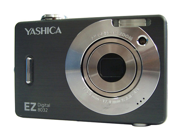 Yashica EZ8032