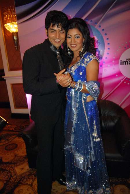 Debina Banerjee & Gurmeet Choudhary 